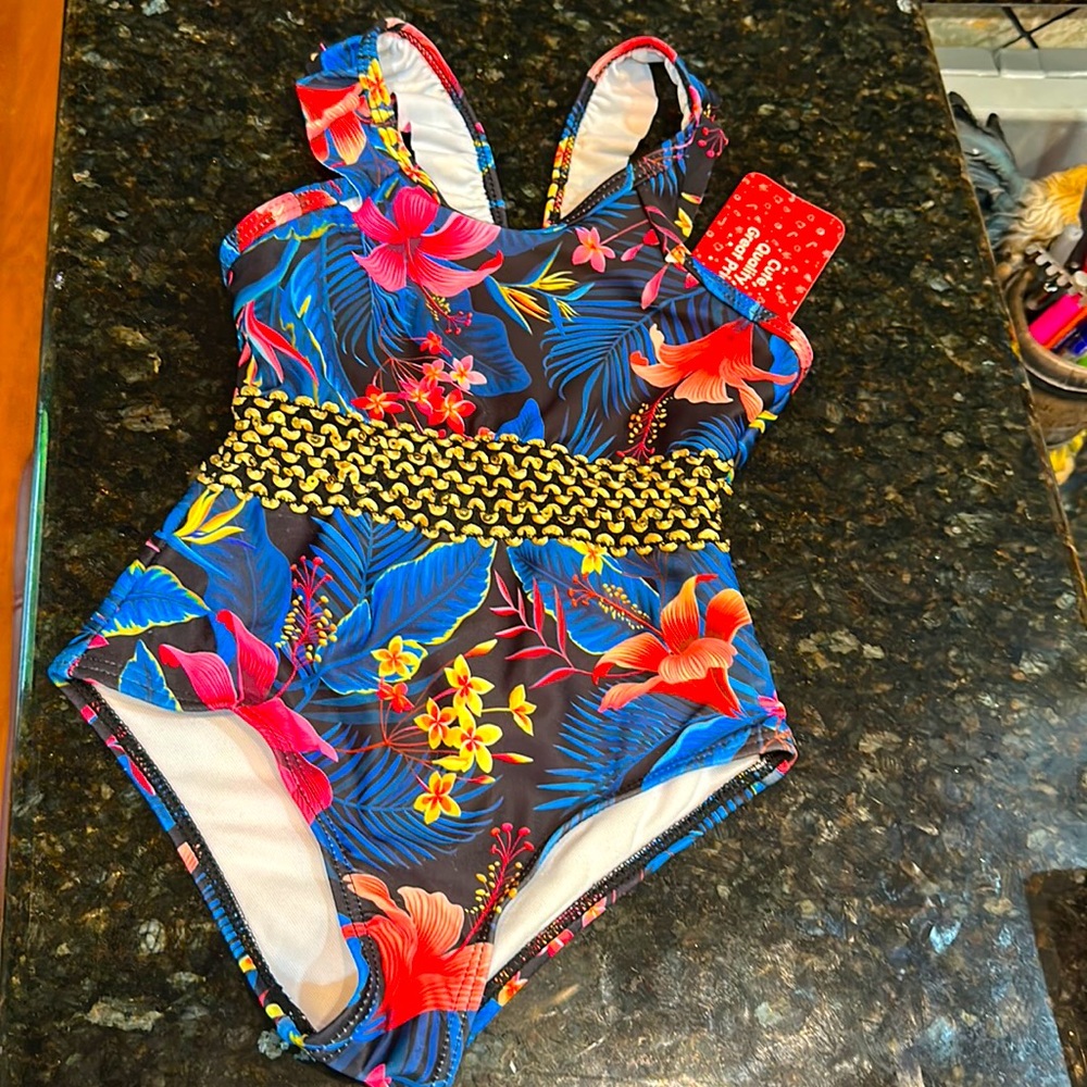 NWT 3-4 year old girls Swimsuit